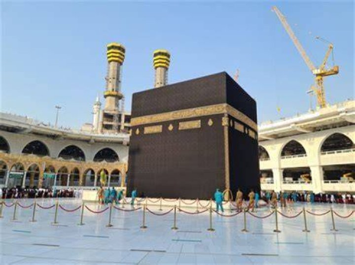 Can I take a Bible to Saudi Arabia?