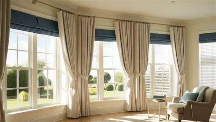 Do curtains help sell a house?