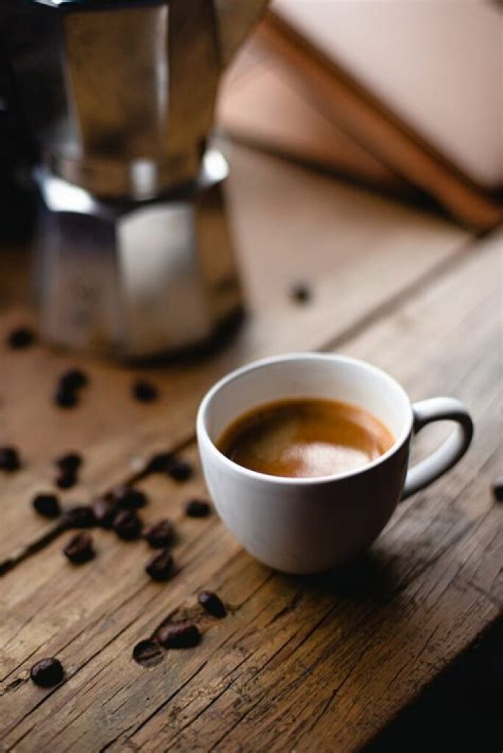 How much water do you put in K-cup?