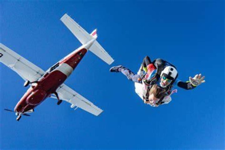 What is the main cause of skydiving accidents?