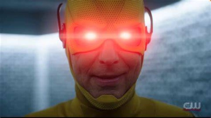 Why is Reverse-Flash eyes red?